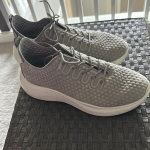 Ecco Men's Gray sneakers